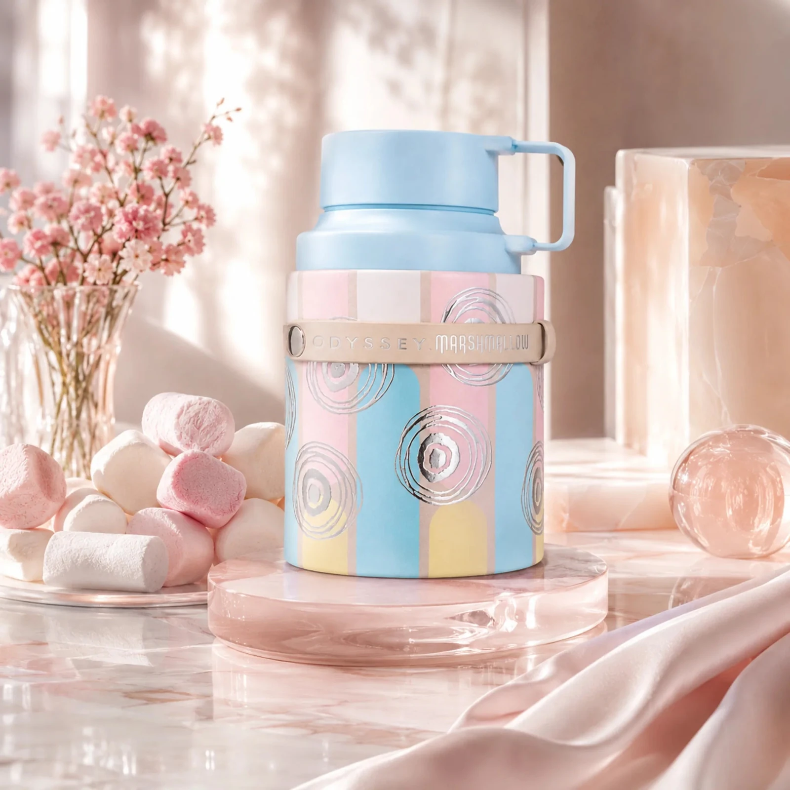 Armaf Odyssey Marshmallow · 100 ml · Unisex — el frasco fotografiado en una escena de ambiente